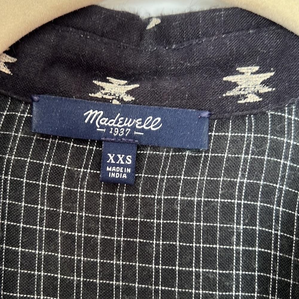 Madewell Short Sleeve Button Up Top - Picture 5 of 7